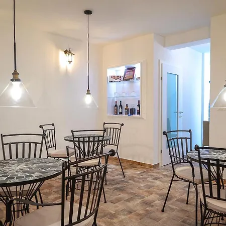 Villa Angelus With Heated Pool