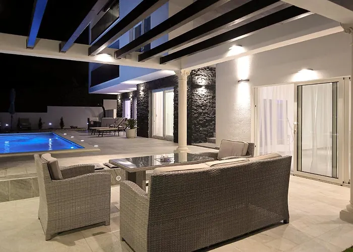 Angelus With Heated Pool Villa Kučine